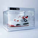 Premium LED Sneakerbox - stapelbar mit Touch & automatischer Tür